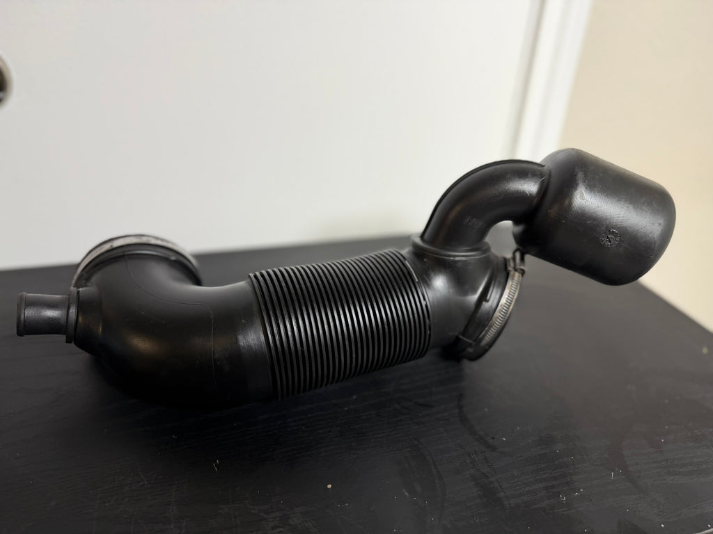 Air intake hose - full assembly side view