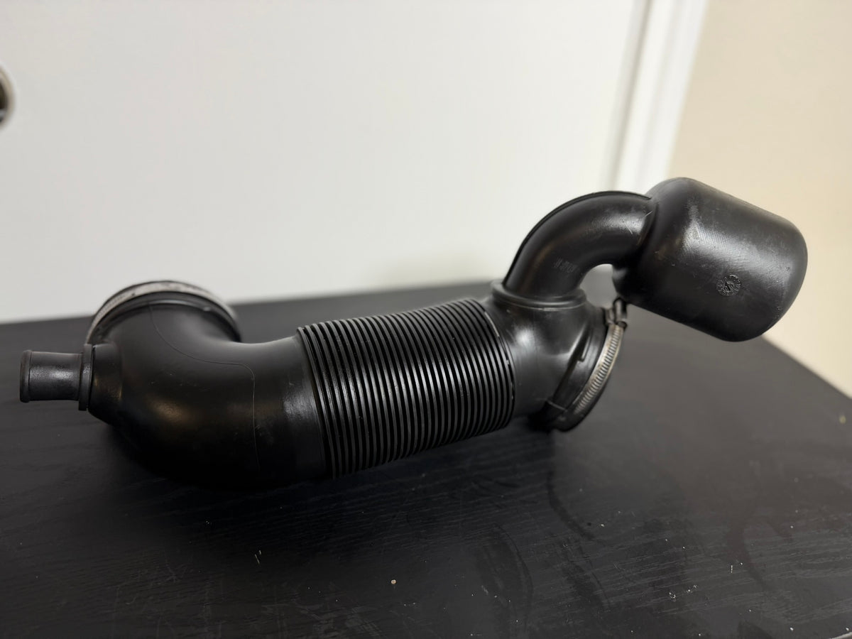 Air intake hose - full assembly side view