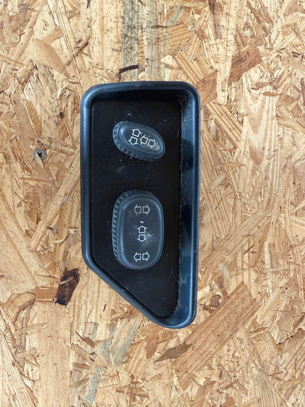 Land Rover Discovery 2 Power Seat Control Switch OEM JLM20919 front face view